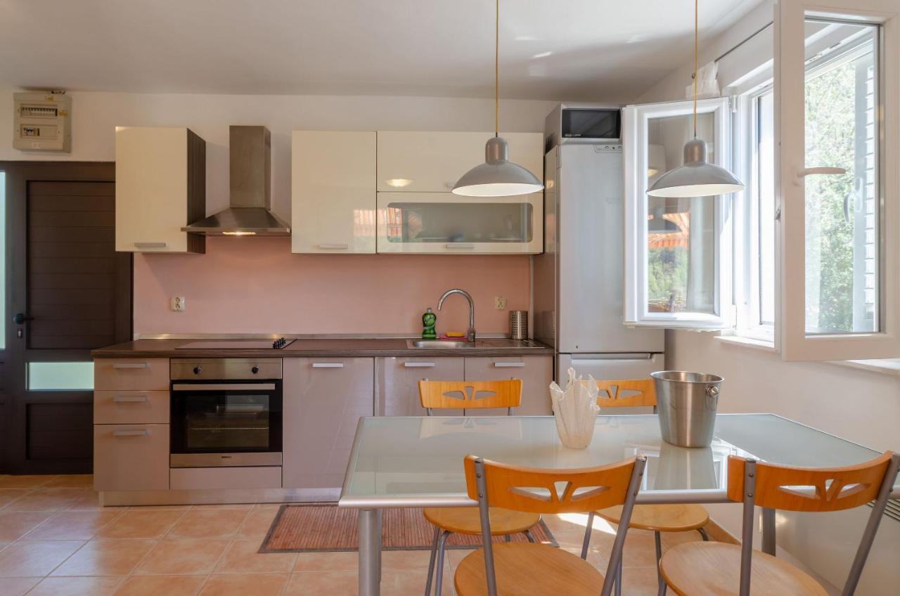 Apartment Tanja Vela Luka Eksteriør billede
