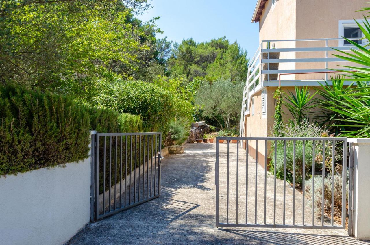 Apartment Tanja Vela Luka Eksteriør billede